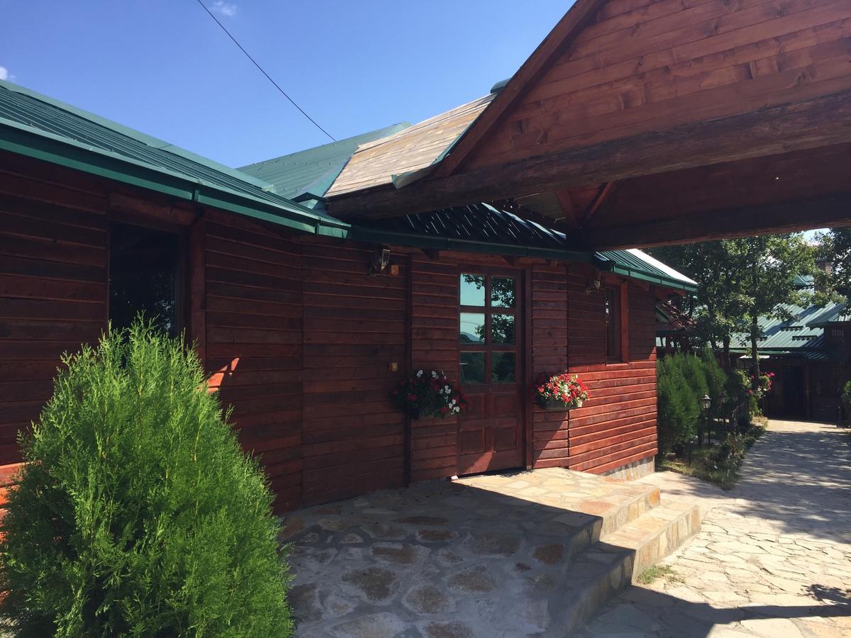 Мотель Etno Restoran Ranc Radibus Экстерьер фото