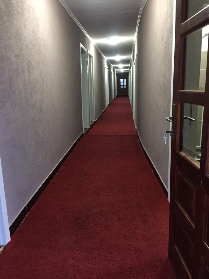 Мотель Etno Restoran Ranc Radibus Экстерьер фото